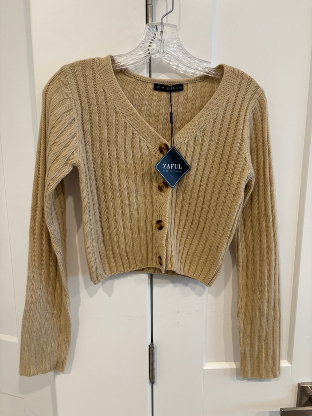 Zaful Beige Ribbed Cropped Cardigan. Size 6